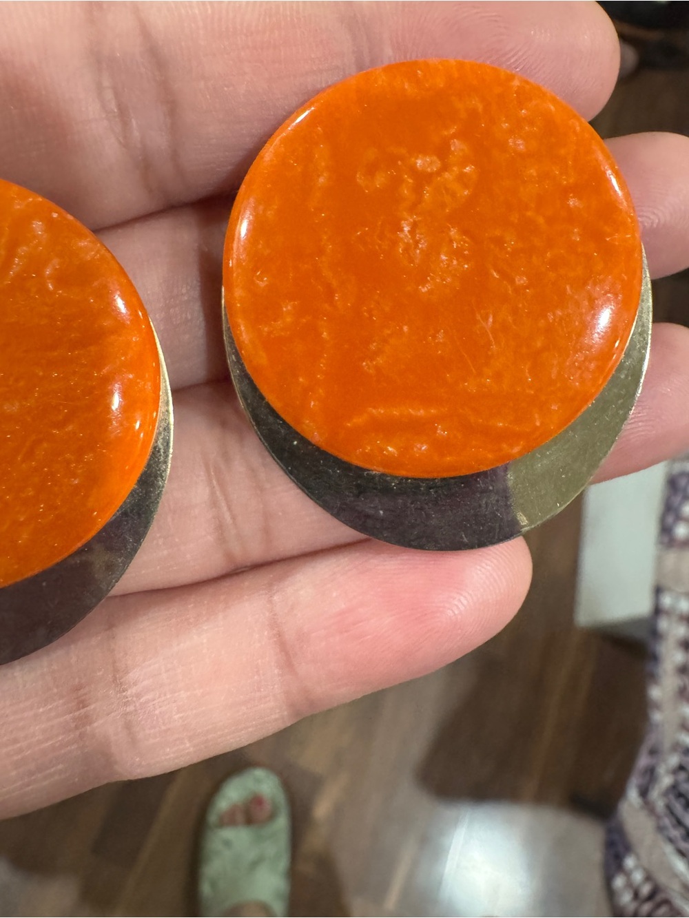 1980s vintage Vibrant Orange  clip on earrings - Picture 3 of 5